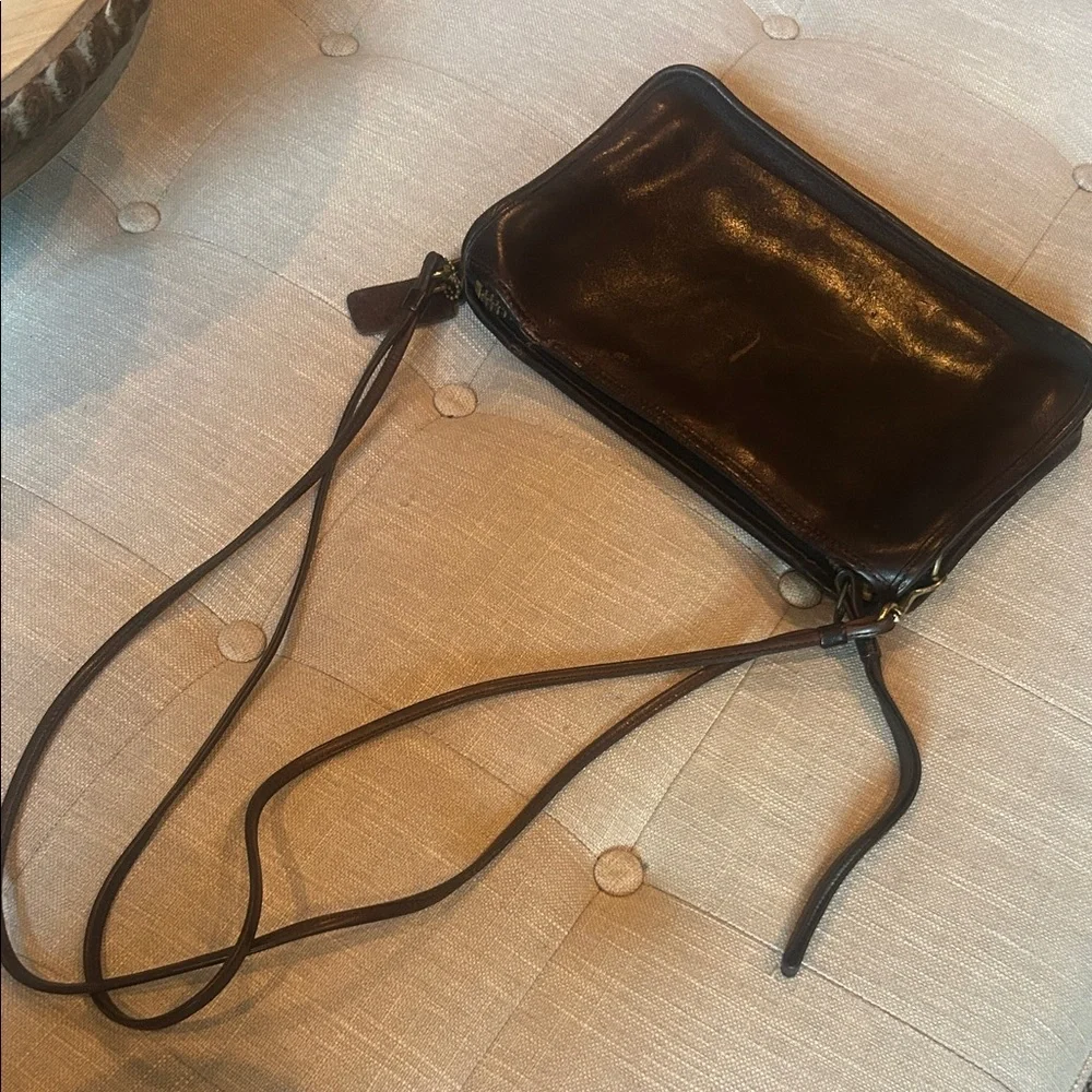 Coach New York Basic Wristlet Crossbody Bag Chocolate Brown No 082 0332